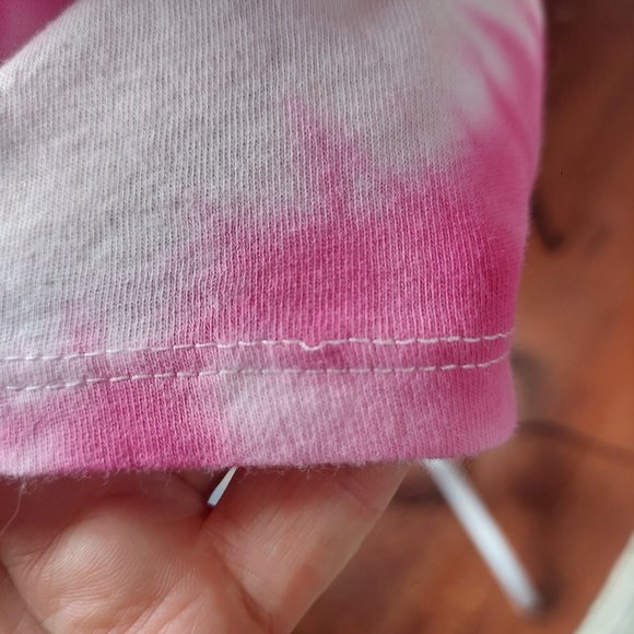 Torrid  NWT Pink Tie Dyed Skull Choker  Tee Shirt Womens 3X - Picture 9 of 11